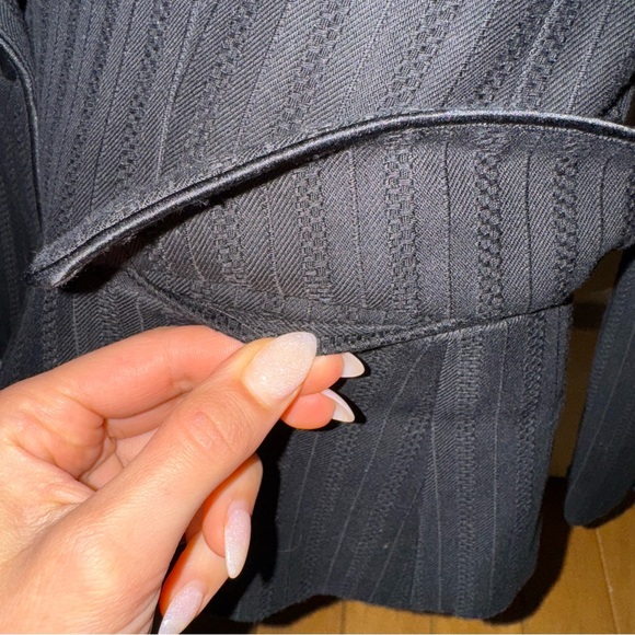 Banana Republic Blazer - Picture 6 of 10